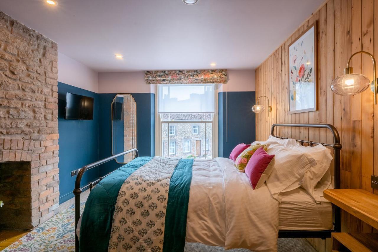 The Sheep And Penguin Hotel เวลส์ ภายนอก รูปภาพ