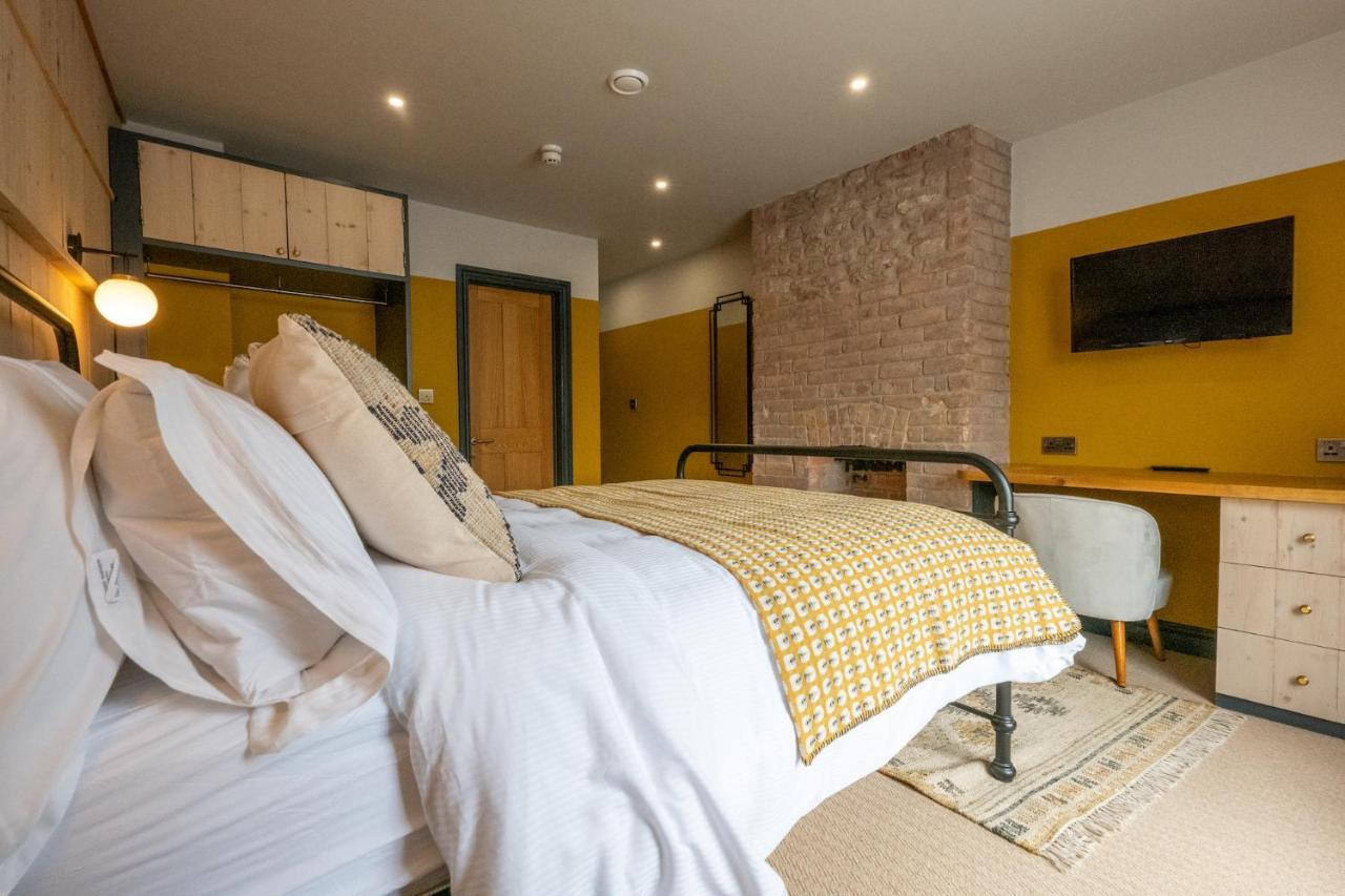 The Sheep And Penguin Hotel เวลส์ ภายนอก รูปภาพ