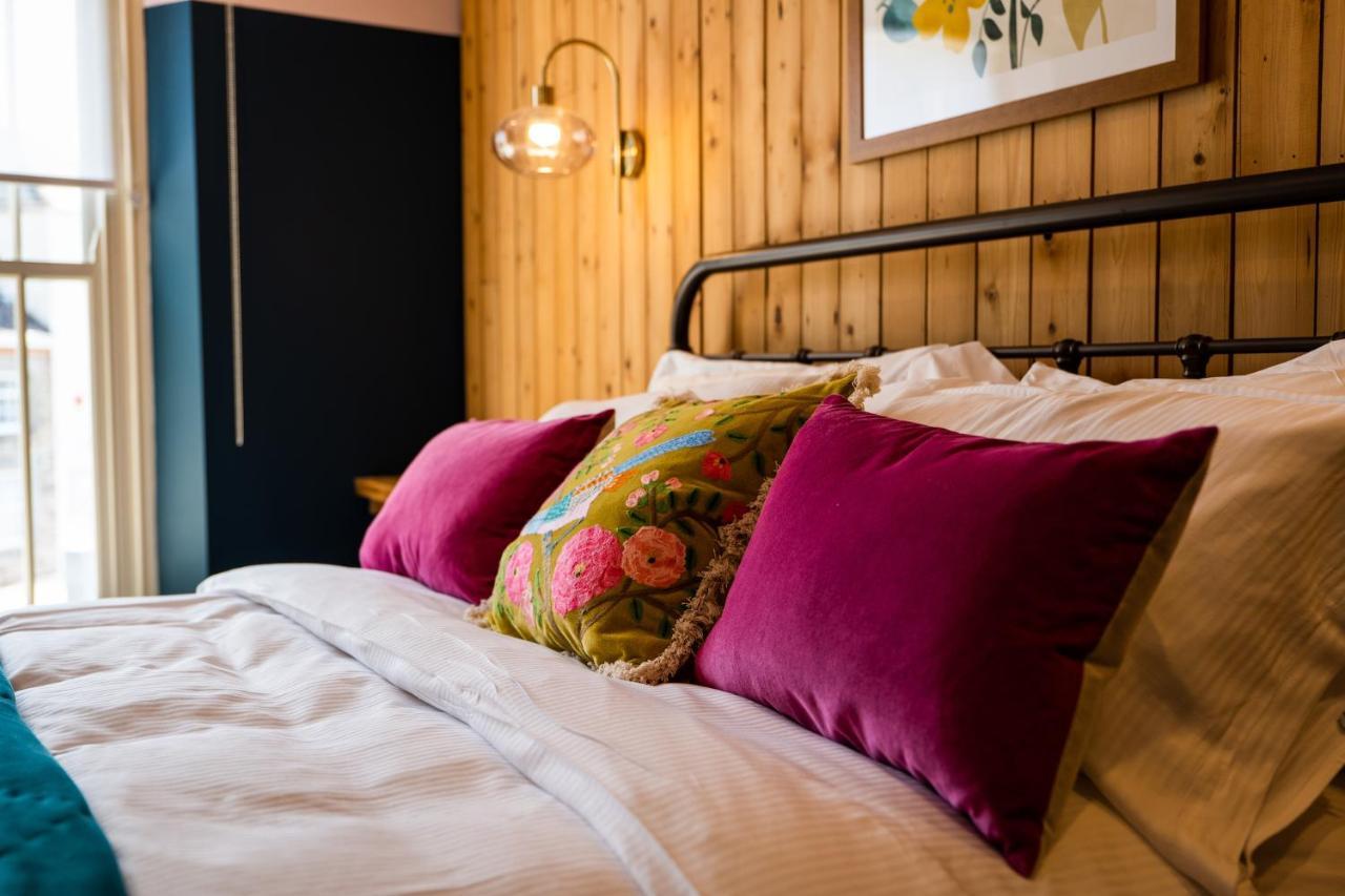 The Sheep And Penguin Hotel เวลส์ ภายนอก รูปภาพ