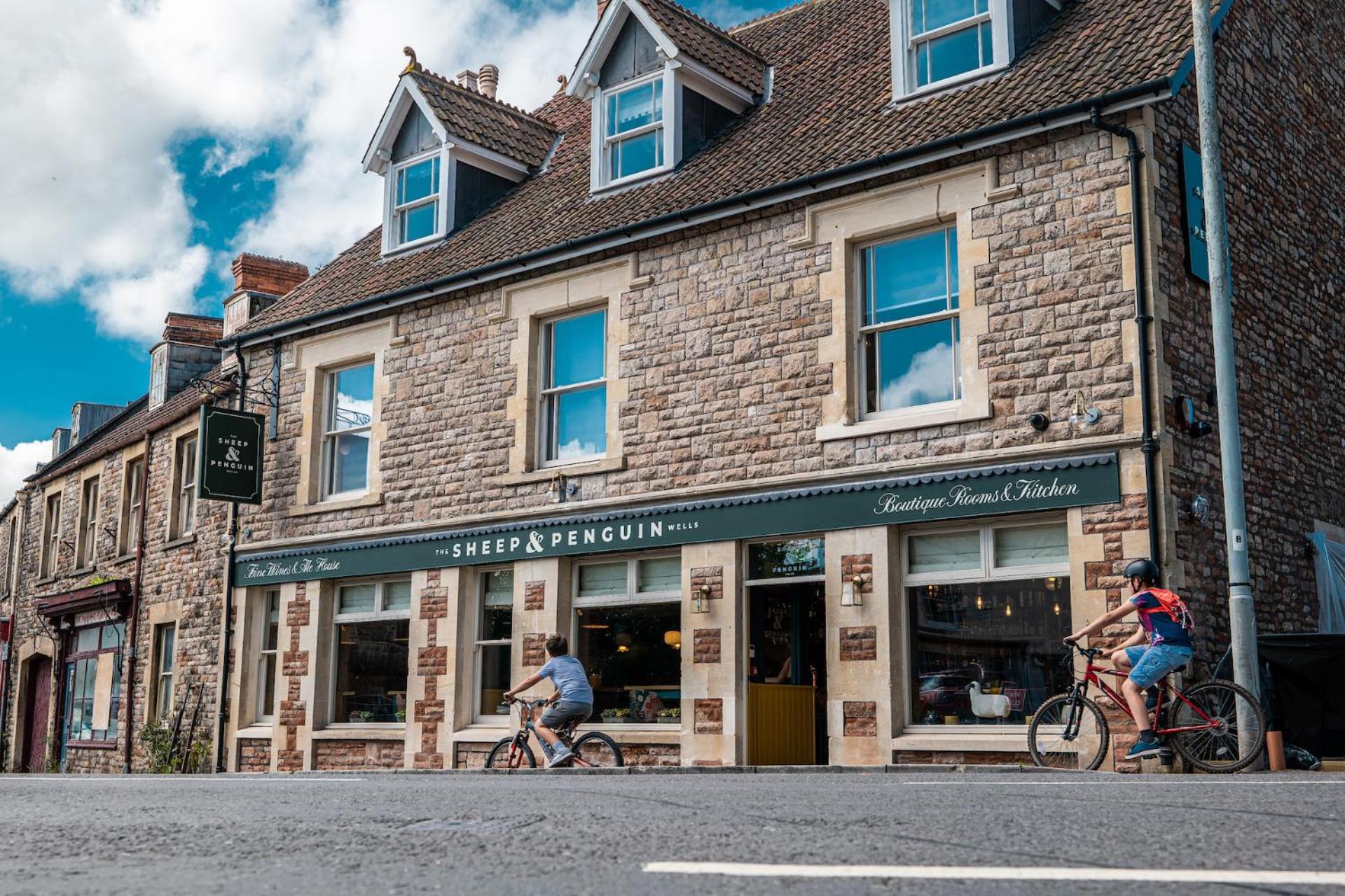 The Sheep And Penguin Hotel เวลส์ ภายนอก รูปภาพ